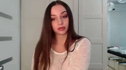 Snapshot of courtney_lux chatting on October 2025 02:27:02 PM Courtney online show from October 2025 02:27:02 PM