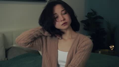 Yui online show from January 2025 07:25:02 AM