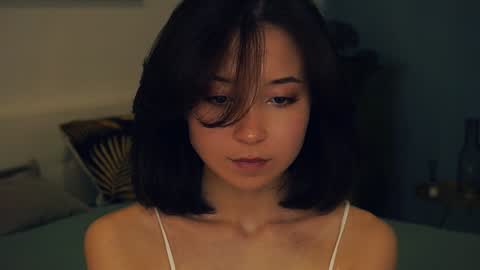 Yui online show from February 2025 11:45:02 AM