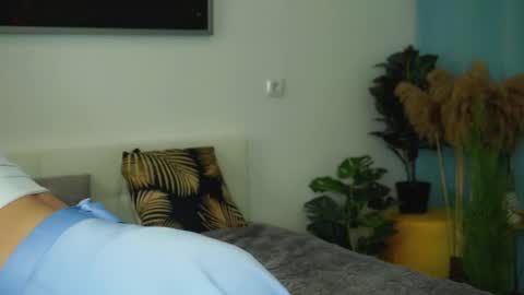 Yui online show from March 2025 01:56:02 PM