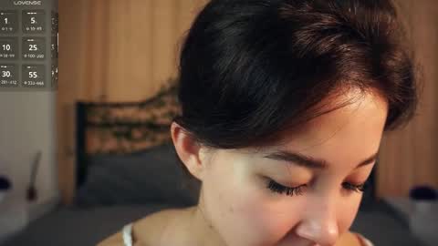 Yui online show from September 2025 06:37:02 AM