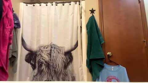 Snapshot of cowboystud77 chatting on February 2025 01:46:02 AM cowboystud77 online show from February 2025 01:46:02 AM