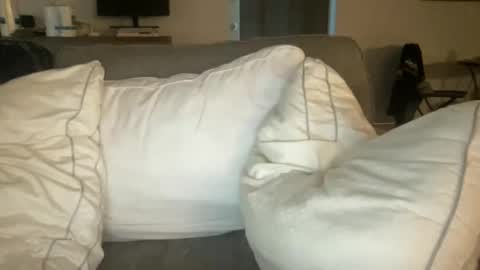 coyotecock9 online show from December 2025 10:47:01 PM