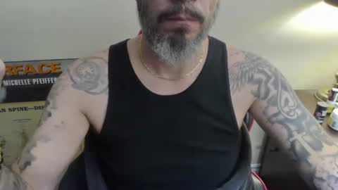 Snapshot of cpl_inlove chatting on December 2024 08:51:01 PM cpl_inlove online show from December 2024 08:51:01 PM