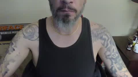 Snapshot of cpl_inlove chatting on December 2024 01:18:01 AM cpl_inlove online show from December 2024 01:18:01 AM