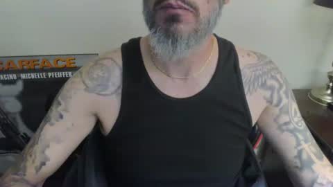 Snapshot of cpl_inlove chatting on October 2025 10:29:02 PM cpl_inlove online show from October 2025 10:29:02 PM