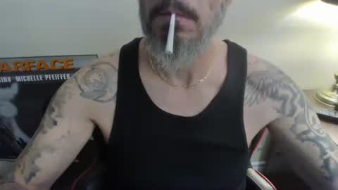 Snapshot of cpl_inlove chatting on October 2025 07:27:01 PM cpl_inlove online show from October 2025 07:27:01 PM