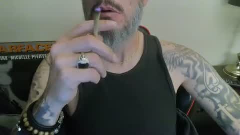 Snapshot of cpl_inlove chatting on October 2025 12:00:02 AM cpl_inlove online show from October 2025 12:00:02 AM