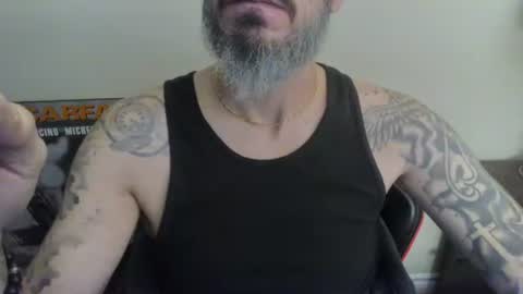 Snapshot of cpl_inlove chatting on December 2025 07:43:01 PM cpl_inlove online show from December 2025 07:43:01 PM