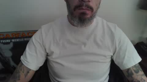 Snapshot of cpl_inlove chatting on February 2026 07:06:01 PM cpl_inlove online show from February 2026 07:06:01 PM