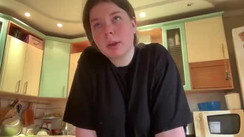 Elise online show from September 2025 07:20:01 AM