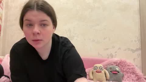 Elise online show from November 2025 11:54:01 PM