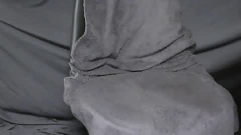 crazy2411 online show from October 2025 04:57:02 AM