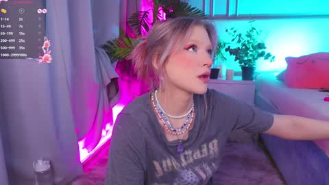 Sonya online show from December 2024 10:36:01 PM