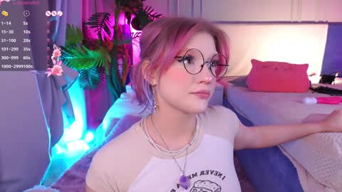 Sonya online show from January 2025 10:46:02 PM