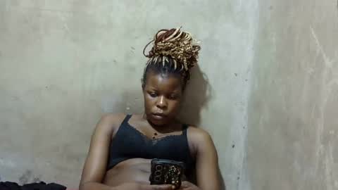 Snapshot of crazy_ebony256 chatting on July 2026 04:07:01 AM crazy_ebony256 online show from July 2026 04:07:01 AM
