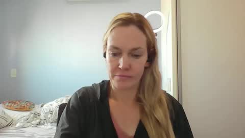 Anny online show from March 2026 10:44:01 AM