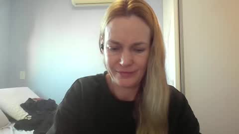 Snapshot of crazyanny chatting on June 2026 10:48:02 AM Anny online show from June 2026 10:48:02 AM