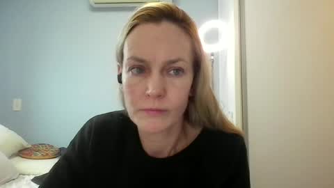 Snapshot of crazyanny chatting on June 2026 10:46:01 AM Anny online show from June 2026 10:46:01 AM