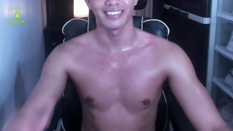Snapshot of crazyasiancum chatting on November 2025 05:50:02 AM Zion online show from November 2025 05:50:02 AM