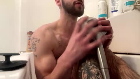 crazydill28 online show from December 2025 08:39:01 PM