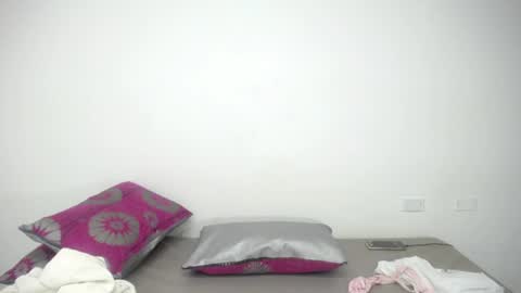 Snapshot of crazyonme chatting on June 2026 08:05:02 AM diosalinda online show from June 2026 08:05:02 AM