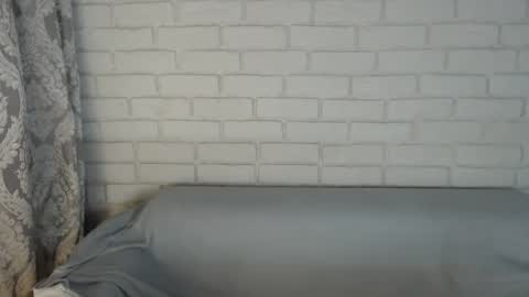 Crazyy Girl  online show from January 2025 01:42:02 PM