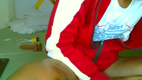 crazzybaby01 online show from September 2025 07:02:02 PM