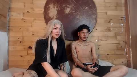  CAMILA Y SEBASTIAN online show from February 2025 03:13:02 AM