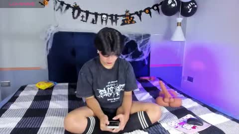 creamy_angelo online show from October 2025 09:37:01 PM