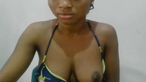 Snapshot of creamy_babyx chatting on May 2026 09:59:02 AM Creamy babyx online show from May 2026 09:59:02 AM