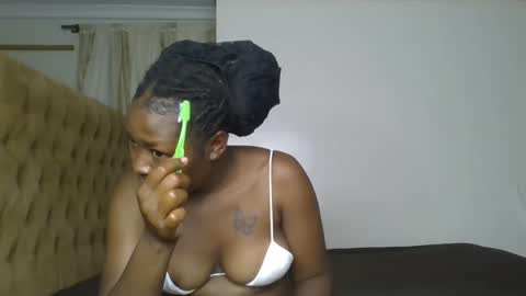 Snapshot of creamy_pie1 chatting on February 2026 10:05:02 PM creamy_pie1 online show from February 2026 10:05:02 PM