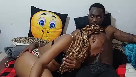 creamyhub online show from November 2025 07:18:01 AM