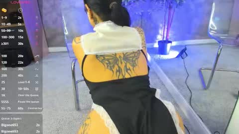 Sophie online show from September 2025 12:42:01 PM