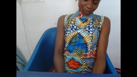 Snapshot of creamyxsugar chatting on October 2025 11:10:01 AM creamyxsugar online show from October 2025 11:10:01 AM