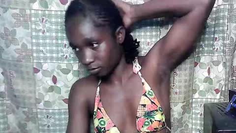 Snapshot of creamyxsugar chatting on November 2025 06:21:01 PM creamyxsugar online show from November 2025 06:21:01 PM