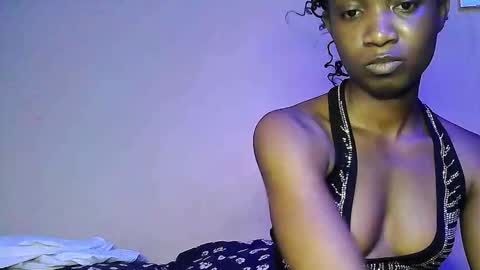 Snapshot of creamyxsugar chatting on December 2025 07:49:01 AM creamyxsugar online show from December 2025 07:49:01 AM