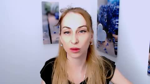 Lera online show from September 2025 12:48:01 PM