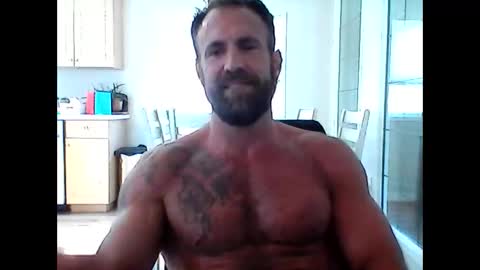 Snapshot of creatureofbeauty chatting on May 2026 08:03:02 PM creatureofbeauty online show from May 2026 08:03:02 PM