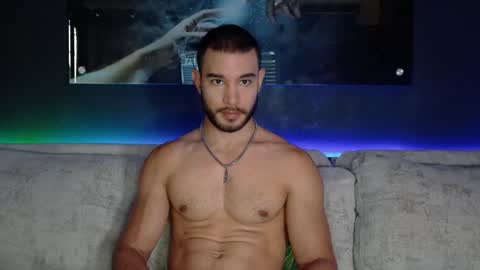 CRHISTIAN online show from September 2025 04:39:02 PM