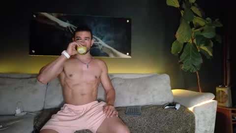 CRHISTIAN online show from March 2026 04:29:02 PM