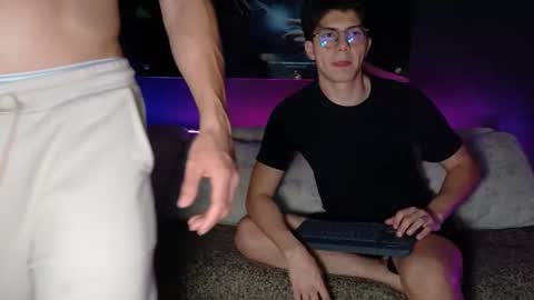 CRHISTIAN online show from April 2026 02:42:02 AM