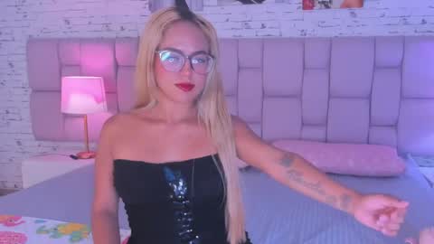CristyBloom  online show from May 2026 08:14:02 PM