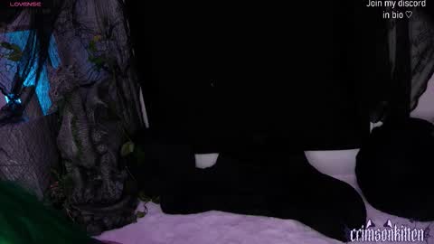 Crimson Kitten online show from October 2025 04:35:01 AM