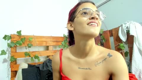 Snapshot of cris_dulce chatting on May 2026 01:10:02 AM cris_dulce online show from May 2026 01:10:02 AM