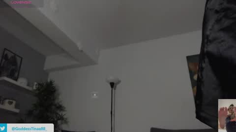 Snapshot of cris_tinne chatting on December 2024 06:17:01 PM cris_tinne online show from December 2024 06:17:01 PM