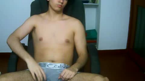 Snapshot of crisexy3 chatting on June 2026 04:57:01 AM crisexy3 online show from June 2026 04:57:01 AM
