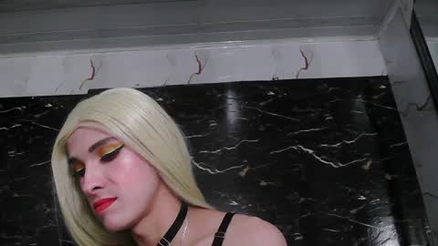crislingery_doll online show from January 2025 02:30:02 AM
