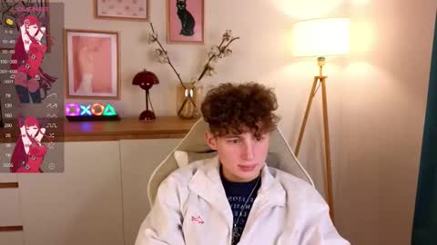 Chris online show from October 2025 03:45:02 PM