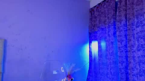 Snapshot of crisstal_7 chatting on May 2026 09:44:02 PM cristal online show from May 2026 09:44:02 PM